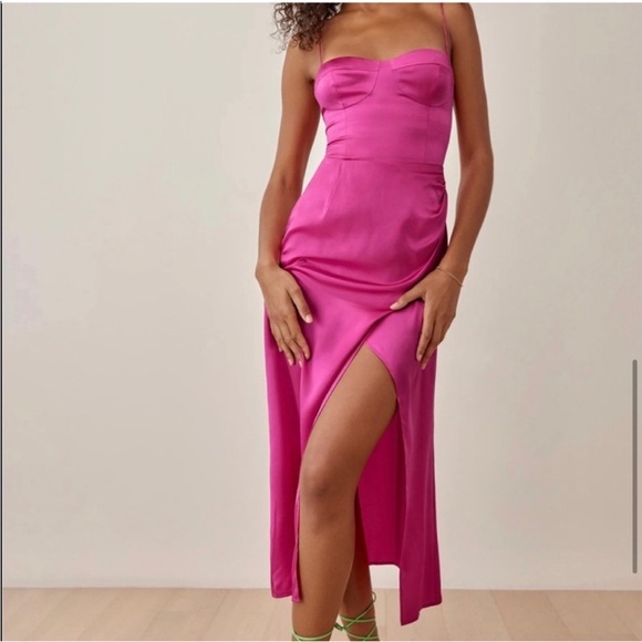 New Reformation Marguerite Midi 100% Silk
Dress | Flambé | 4 (US) - Picture 5 of 13